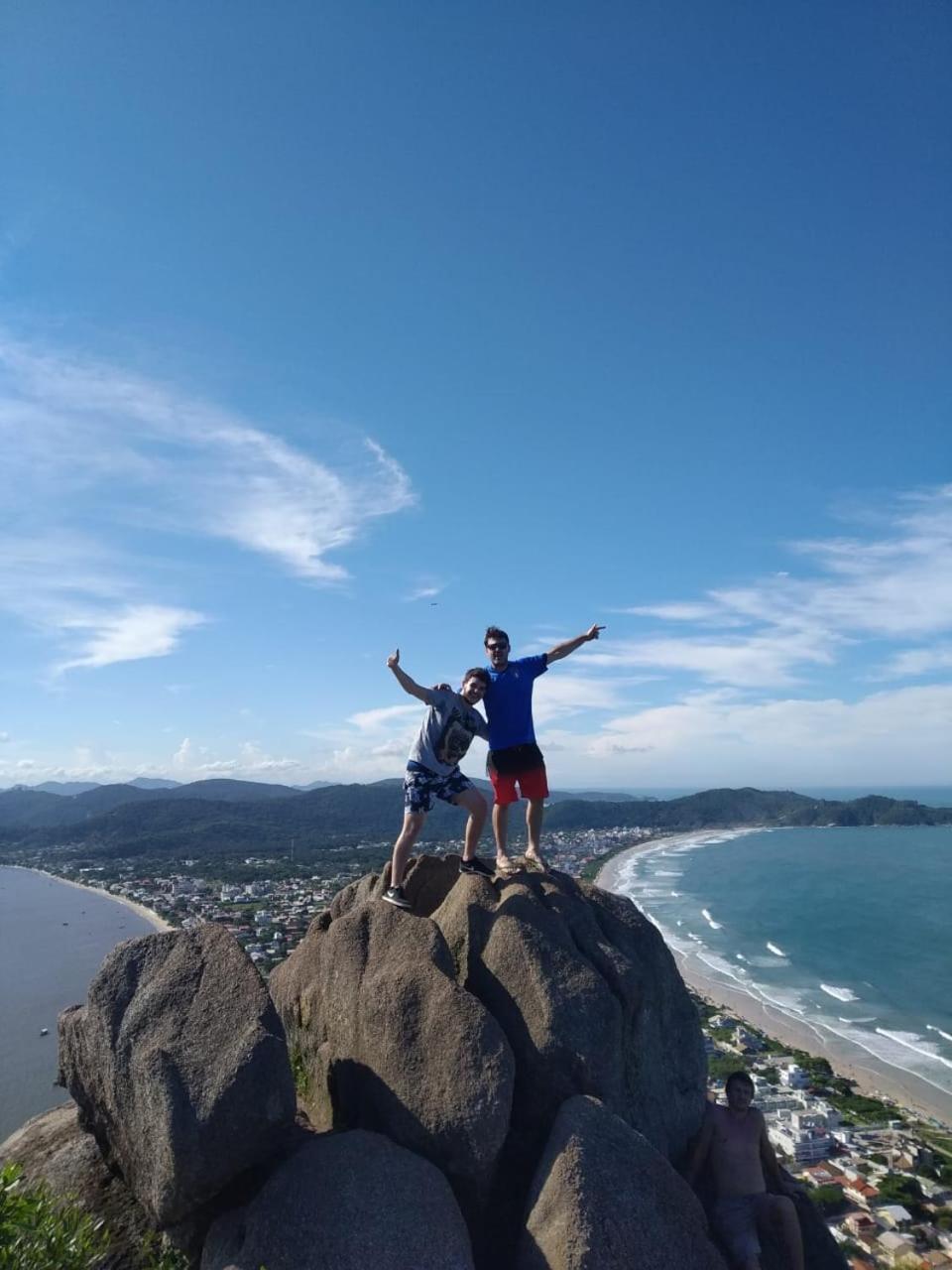 Apartamento Mariscal Bombinhas Bagian luar foto